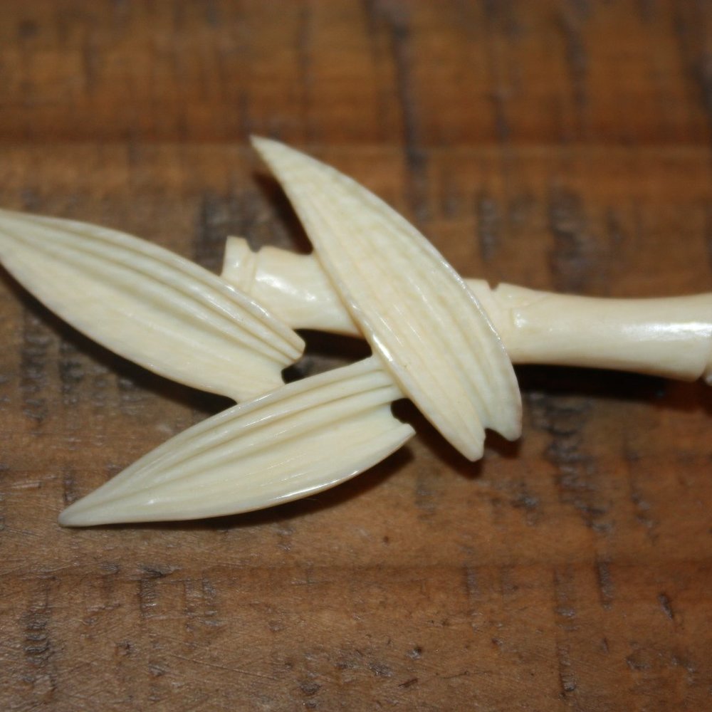Vintage Mings Carved Bamboo Brooch Signed